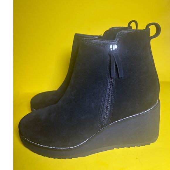 Sofft Women's Black Suede Leather Ankle Wedge Boots Size 6.5 M - Picture 2 of 8